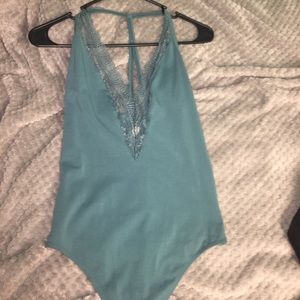 Express bodysuit size small